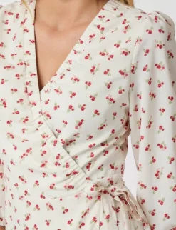 Neo Noir Malinga Simple Flower Kjole - Print